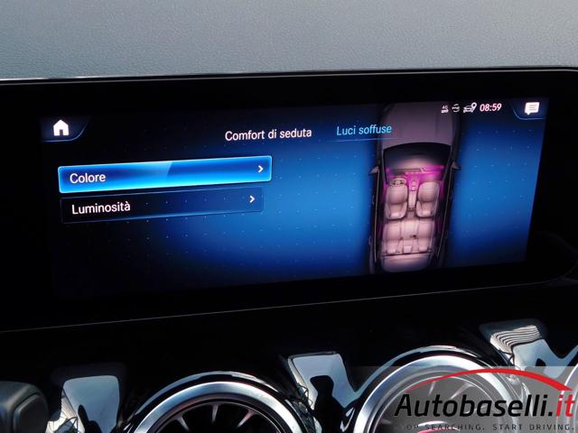 MERCEDES-BENZ GLA 200 usata, con Schermo multifunzione interamente digitale
