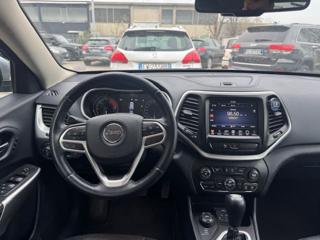 JEEP Cherokee usata, con Autoradio