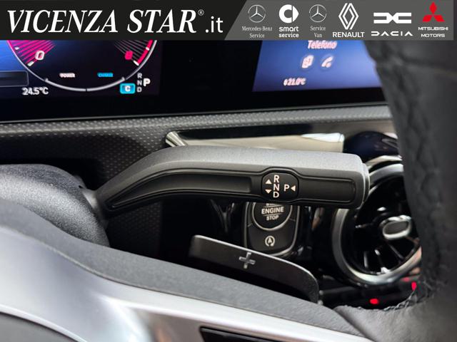 MERCEDES-BENZ A 180 usata, con Touch screen