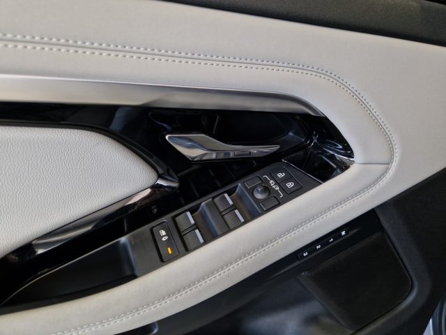LAND ROVER Range Rover Evoque usata, con USB