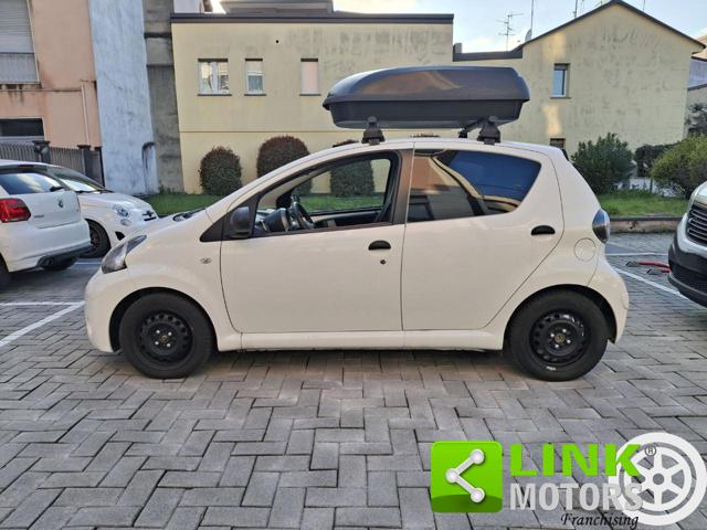 TOYOTA Aygo usata, con Bluetooth