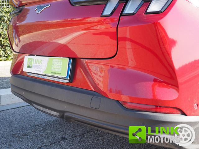 FORD Mustang Mach-E usata, con Sedile posteriore sdoppiato
