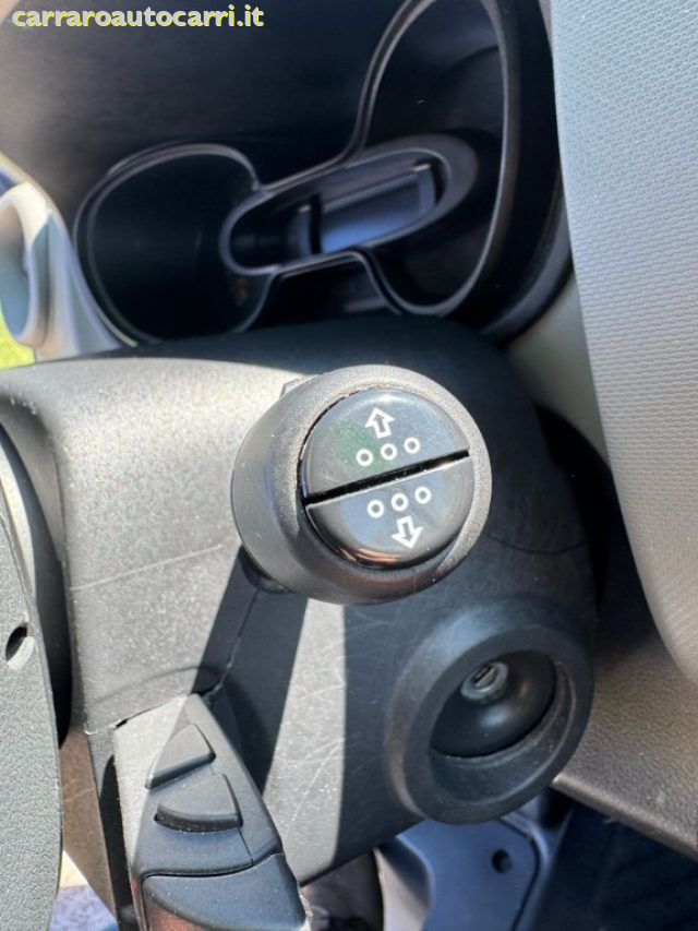 NISSAN NV300 usata, con Bracciolo