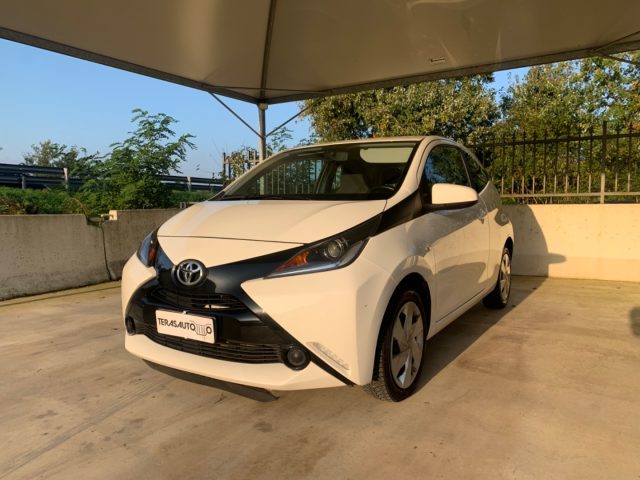 TOYOTA Aygo usata, con ABS