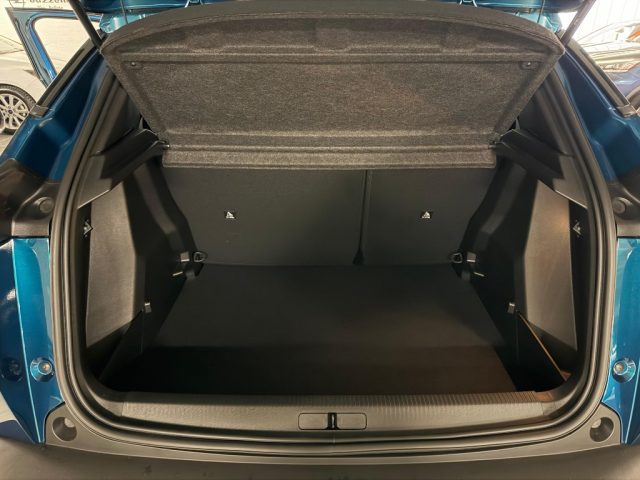 PEUGEOT 2008 usata, con USB