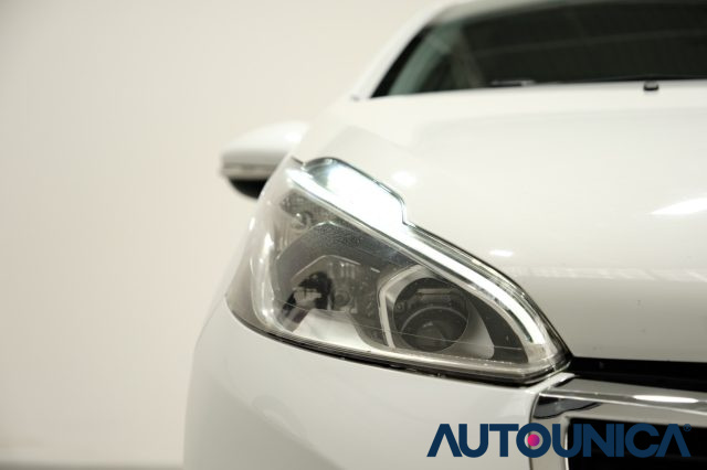 PEUGEOT 208 usata, con Servosterzo