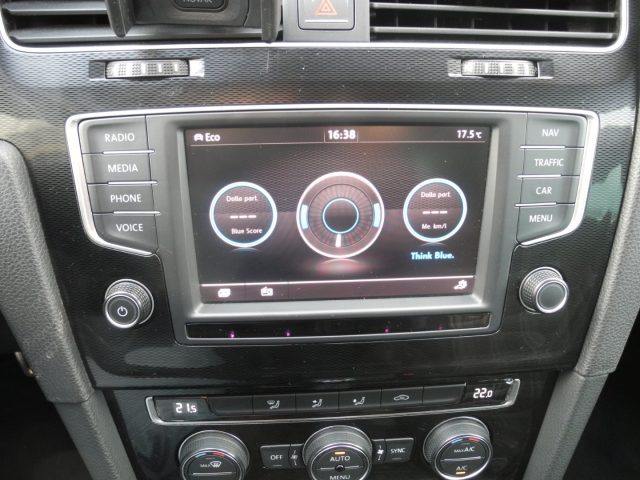 VOLKSWAGEN Golf GTD usata, con Sensore di luce