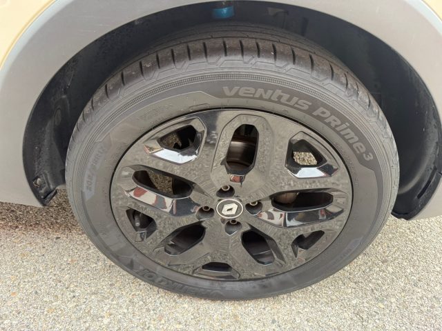 RENAULT Captur usata, con Fari LED