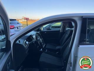 VOLKSWAGEN T-Roc usata, con Controllo automatico clima