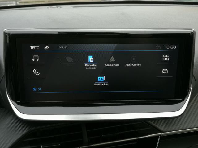 PEUGEOT 208 usata, con Leve al volante