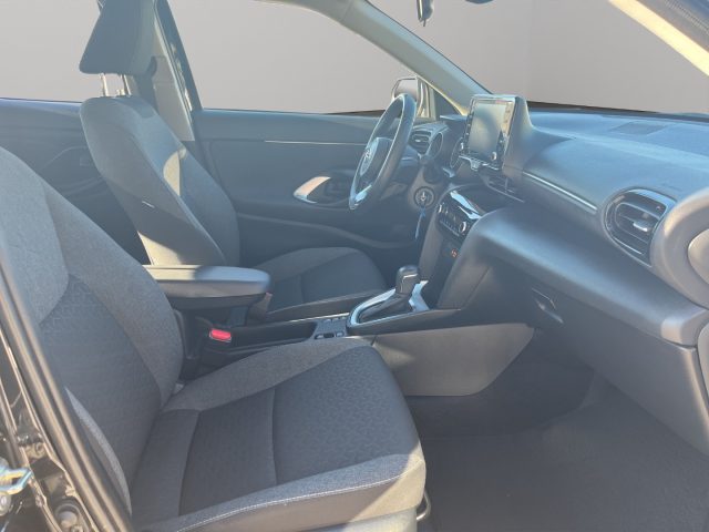 TOYOTA Yaris Cross usata, con ESP