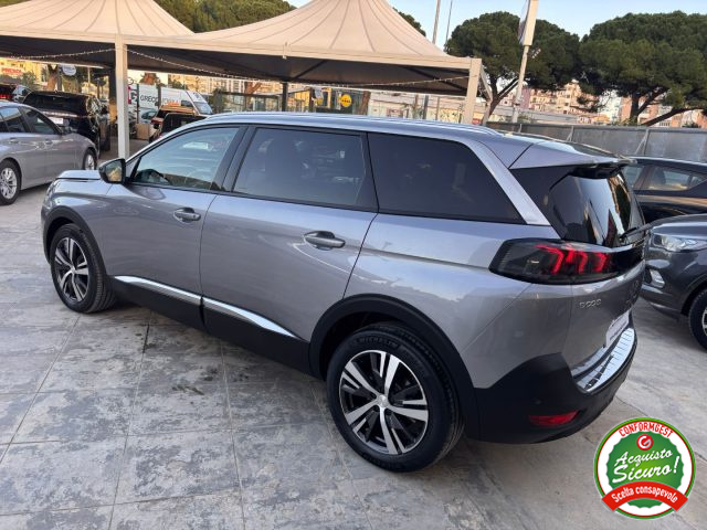 PEUGEOT 5008 usata, con Airbag Passeggero