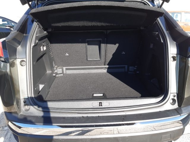 PEUGEOT 3008 usata, con MP3