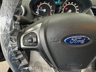 FORD Fiesta usata, con USB