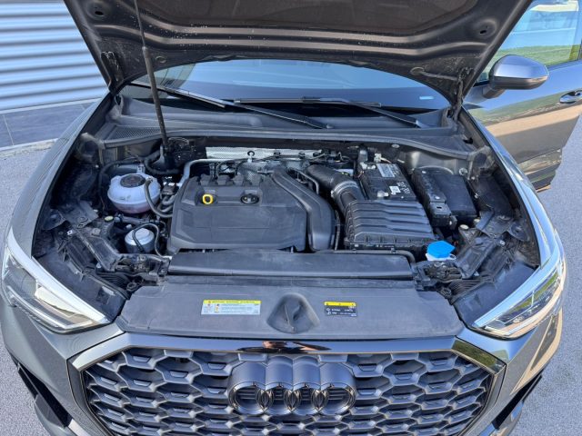 AUDI Q3 usata, con Sensori di parcheggio anteriori