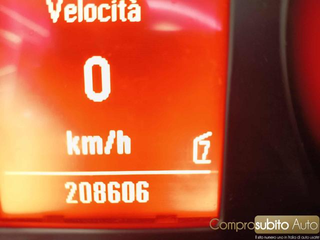 OPEL Astra usata, con Servosterzo