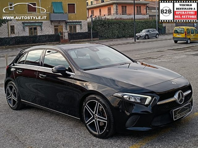 MERCEDES-BENZ A 180 usata, con USB