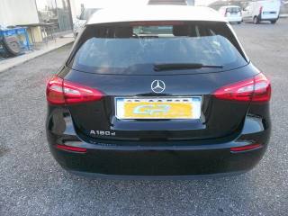 MERCEDES-BENZ A 180 usata, con Alzacristalli elettrici