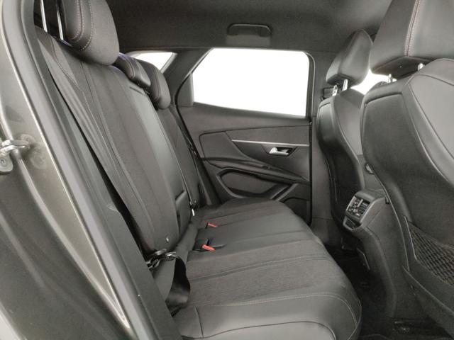 PEUGEOT 3008 usata, con USB
