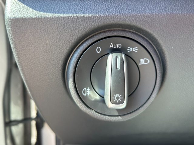 VOLKSWAGEN up! usata, con Cronologia tagliandi