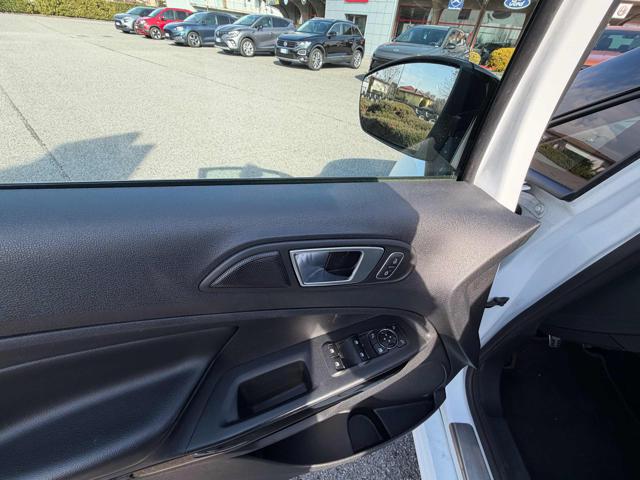 FORD EcoSport usata, con USB