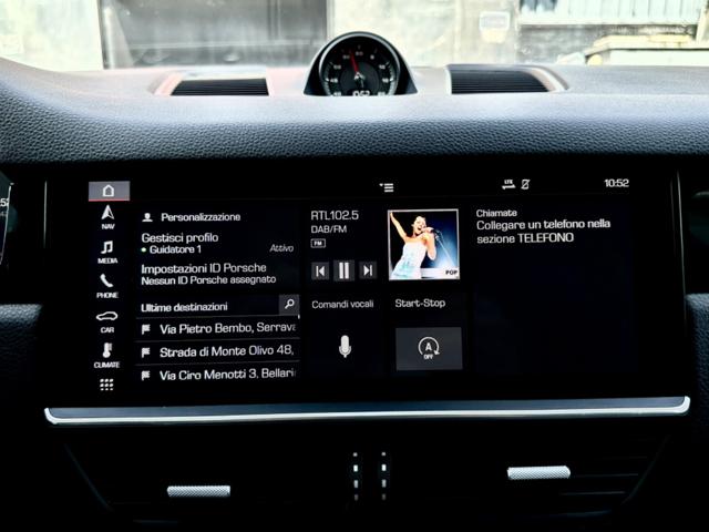 PORSCHE Cayenne usata, con Fari LED