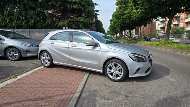MERCEDES-BENZ A 180 usata, con Chiusura centralizzata