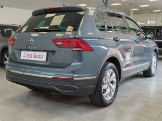 VOLKSWAGEN Tiguan usata, con Airbag Passeggero
