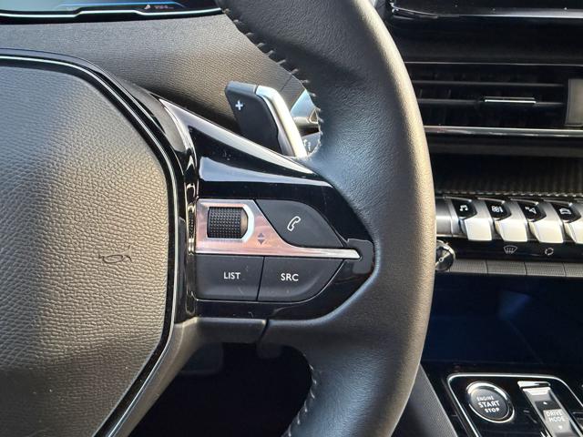 PEUGEOT 3008 usata, con Touch screen