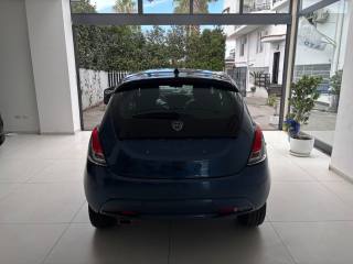 LANCIA Ypsilon usata, con ESP