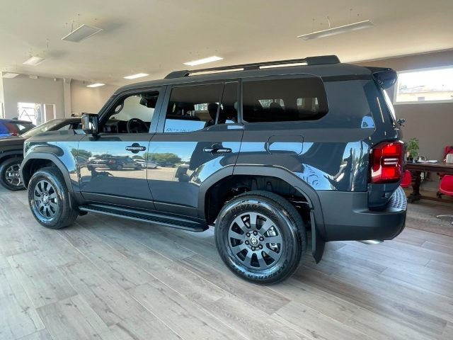 TOYOTA Land Cruiser usata, con Cruise Control