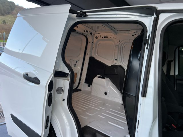 FORD Transit Courier usata, con ESP