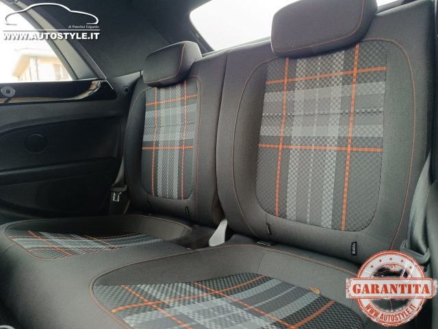 VOLKSWAGEN Maggiolino usata 106