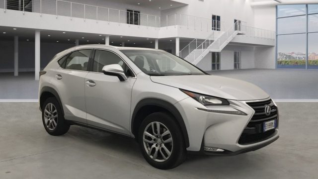 LEXUS NX 300h usata, con Airbag