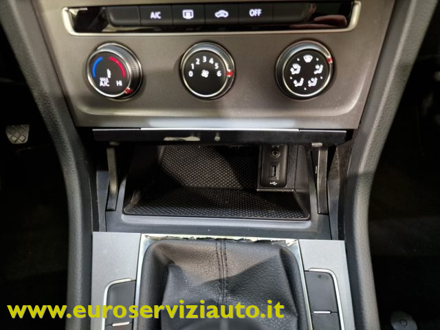 VOLKSWAGEN Golf usata 19