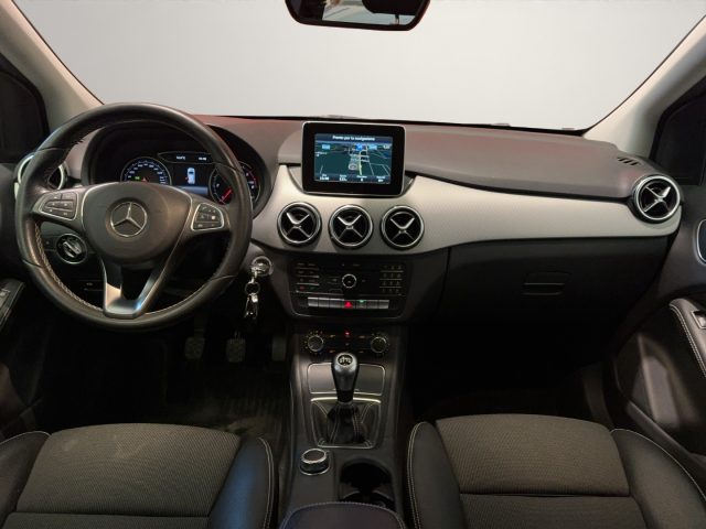 MERCEDES-BENZ B 180 usata, con Climatizzatore