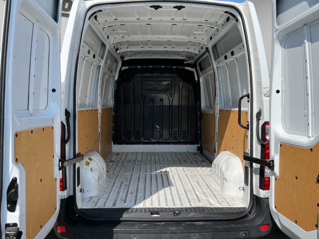 RENAULT Master usata, con Sensore di luce