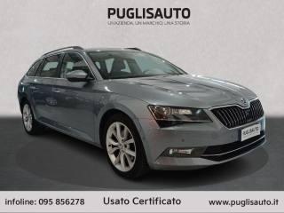 SKODA Superb 2.0 TDI DSG Wagon Style