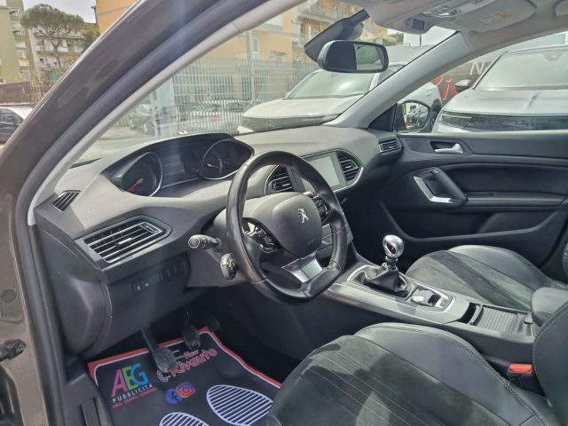 PEUGEOT 308 usata, con Controllo automatico clima