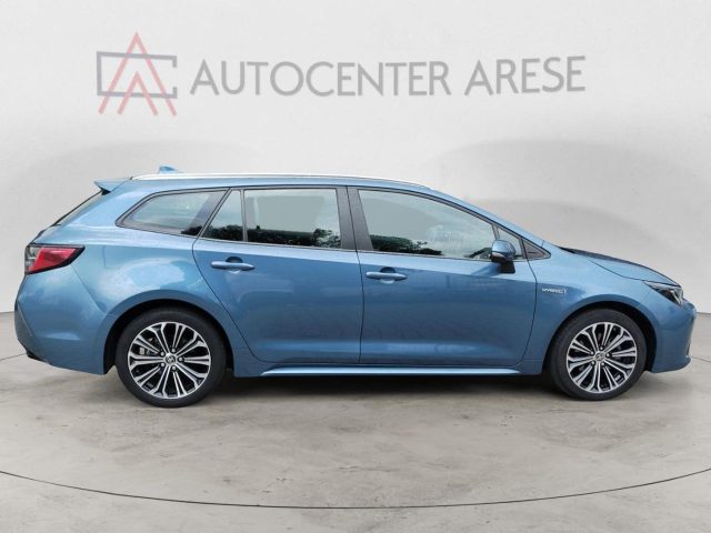 TOYOTA Corolla usata, con Autoradio