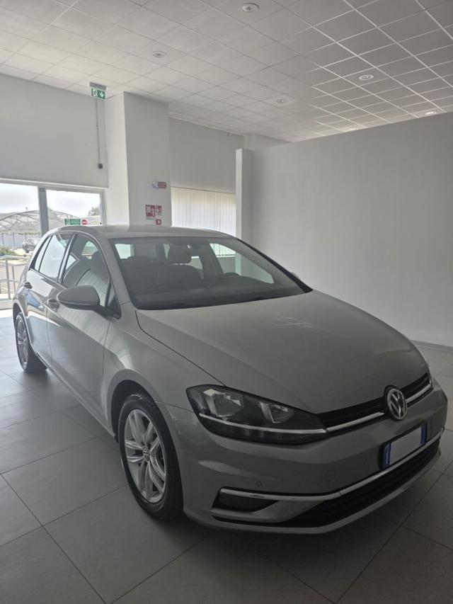 VOLKSWAGEN Golf usata, con ABS