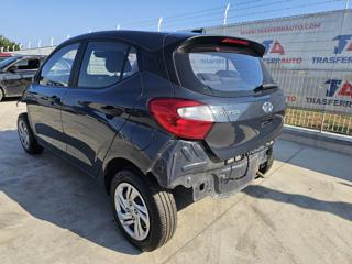 HYUNDAI i10 usata, con Airbag laterali