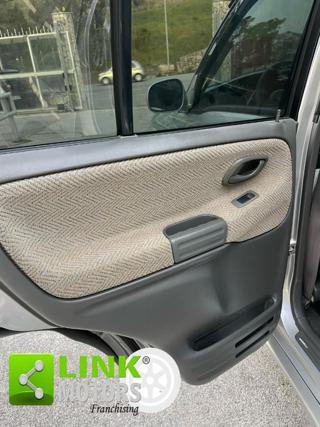 SUZUKI Grand Vitara usata 15