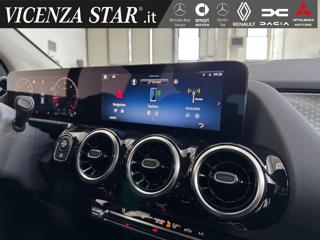 MERCEDES-BENZ GLA 180 usata, con Controllo automatico clima
