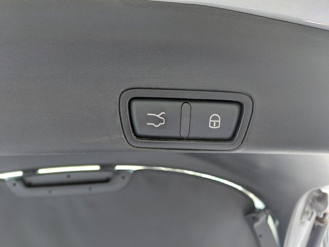 ALFA ROMEO Stelvio usata, con Specchietti laterali elettrici