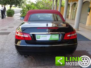 MERCEDES-BENZ E 220 usata, con Alzacristalli elettrici