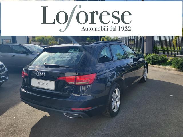 AUDI A4 usata, con Autoradio