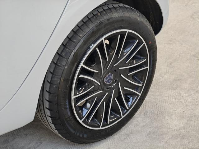 LANCIA Ypsilon usata, con Cronologia tagliandi