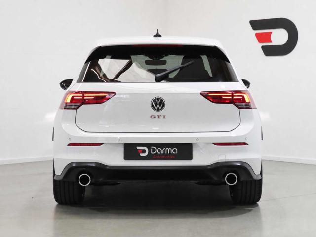 VOLKSWAGEN Golf usata, con Autoradio