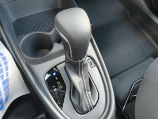 TOYOTA Aygo X usata, con USB